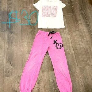 Set of Spiritual Gangster Large T Shirt and Large Love Junkie Sweats